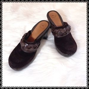 NUTURE BY LAMAZE Chocolate Brown Suede Leather Braided Clogs